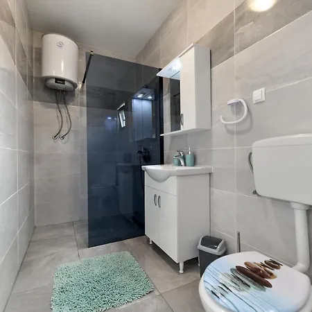 Holiday Home Central Vir Prázdninový dům *